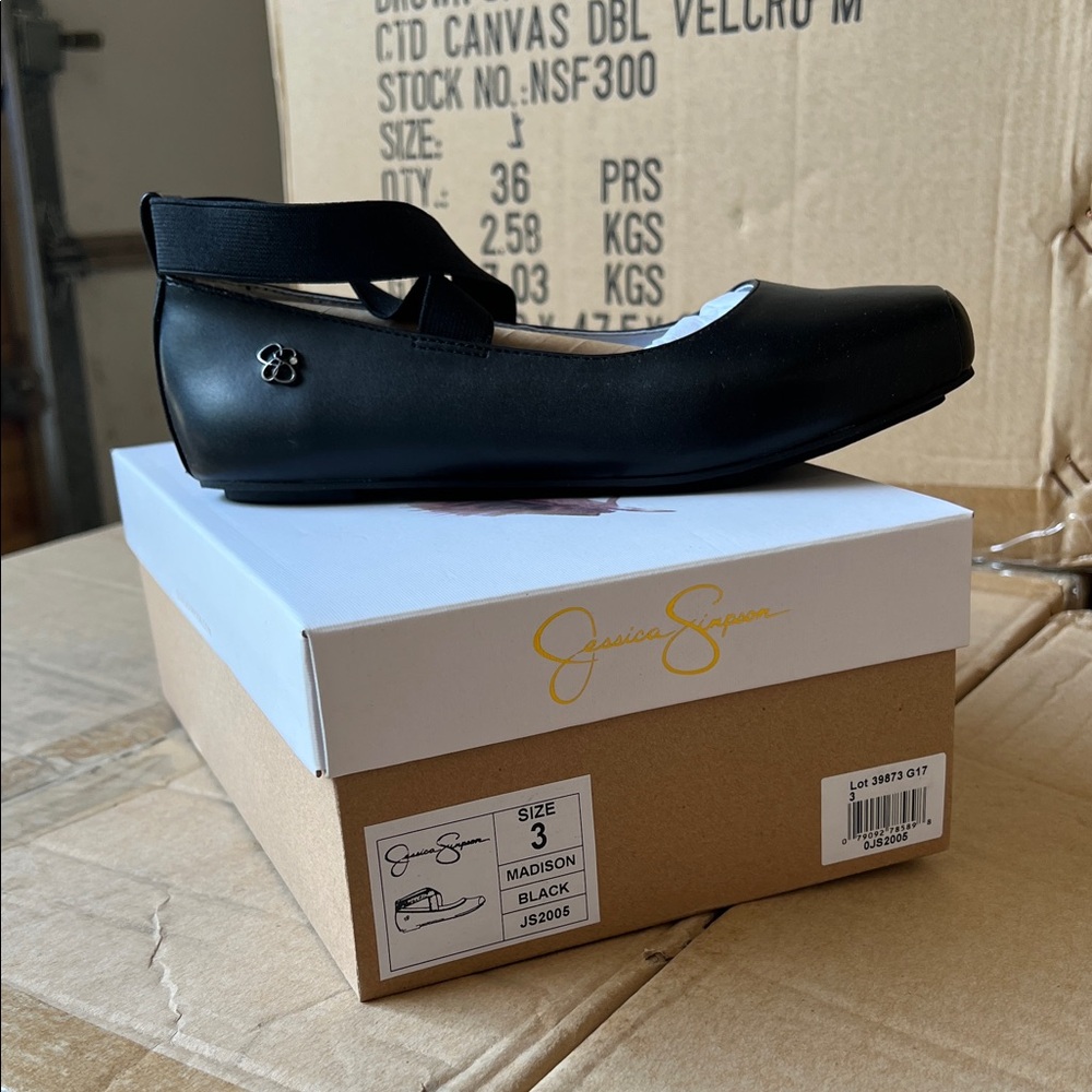 Jessica Simpson Black Madison Elastic-Strap Ballet Flat